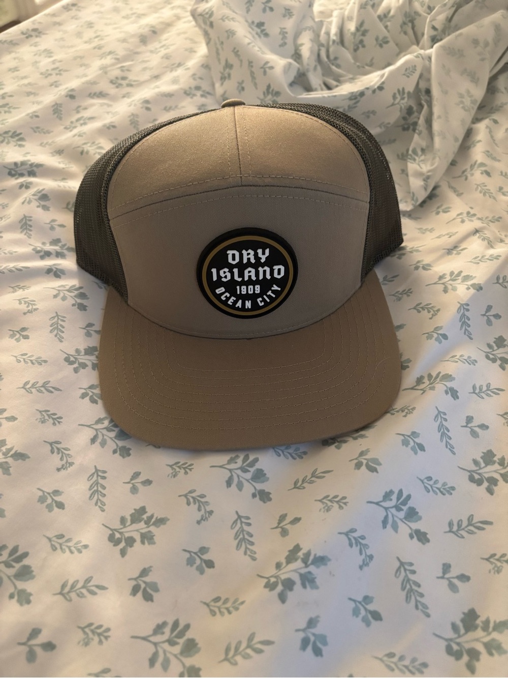 Dry Island Ocean City Tan & Brown Mesh Trucker Cap